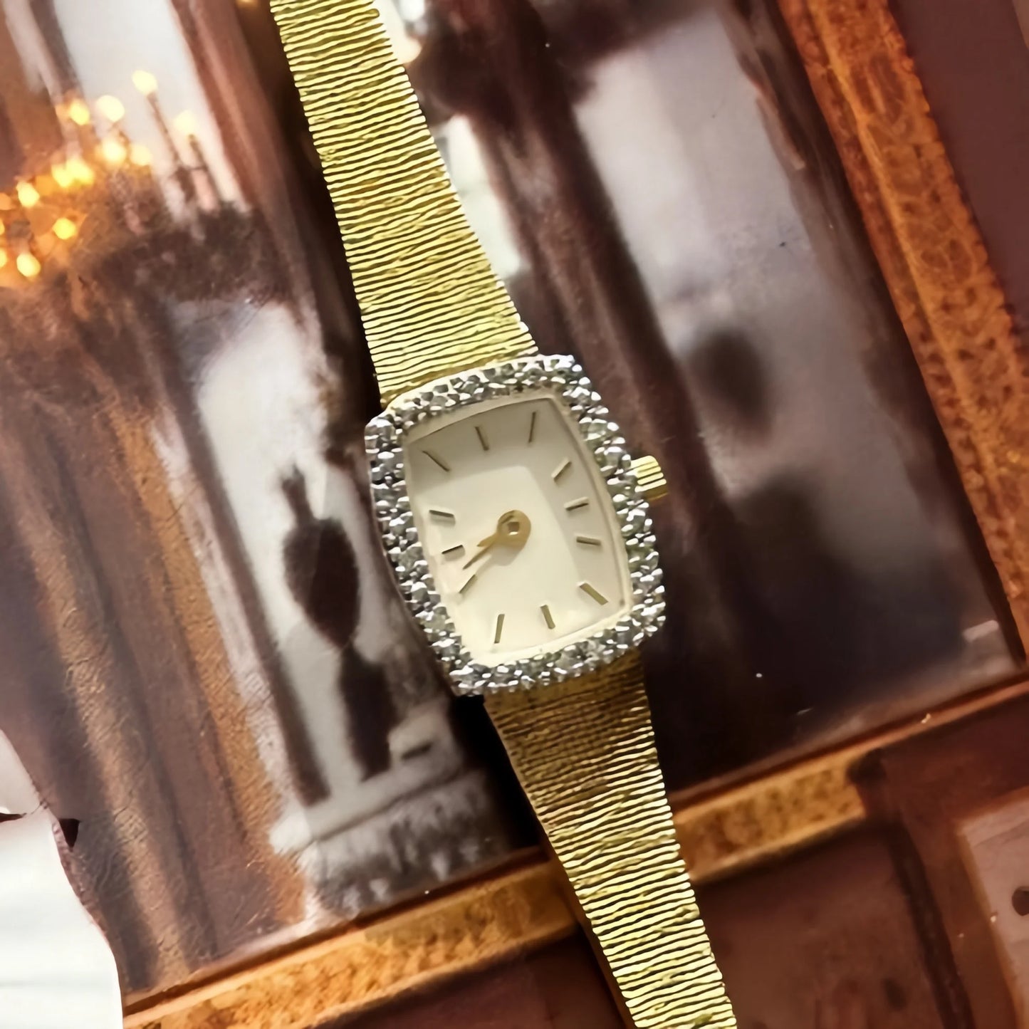 2024 New Women's Watch Medieval Diamond  Vintage Retro Luxury Elegance High Quartz  Retro Gold Clock
