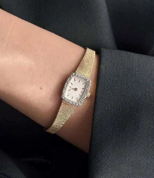 2024 New Women's Watch Medieval Diamond  Vintage Retro Luxury Elegance High Quartz  Retro Gold Clock
