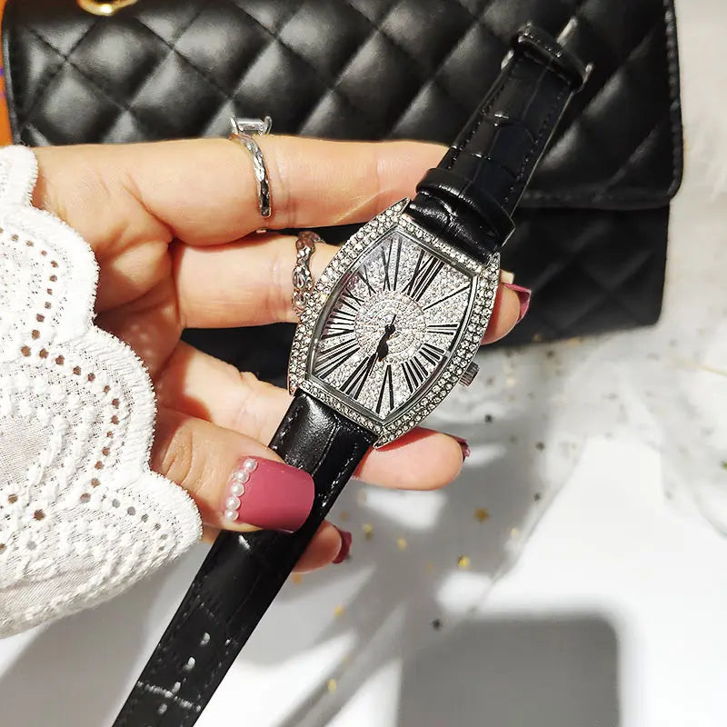 Fashion Top Brand Luxury Watch Women Fully Diamond Women Watches With Rhinestones Quartz Tonneau Wrist Watch For Women MBT021